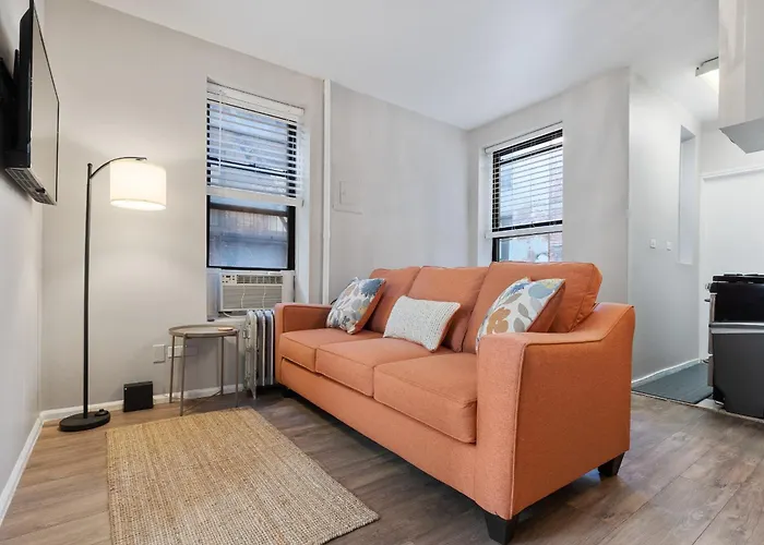 Inspiring Urban Life, Times Square Apartments